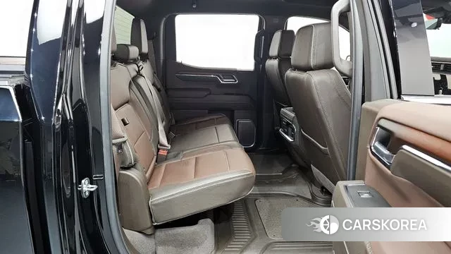 GMC Sierra 2024 Черный из Кореи, фото 3