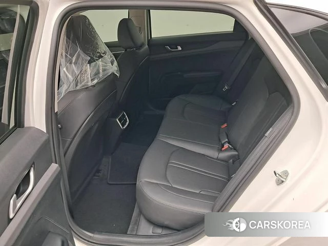 Kia K5 3rd generation 2023 Белый из Кореи, фото 3