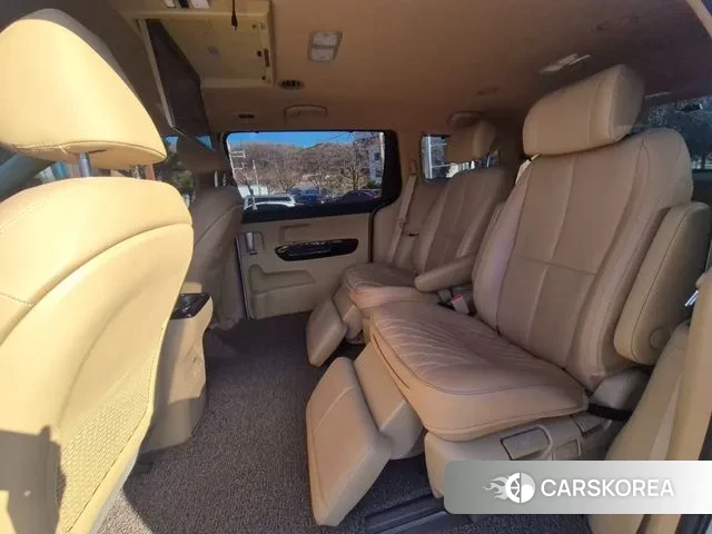 Kia The New Carnival 2018 Белый из Кореи, фото 3