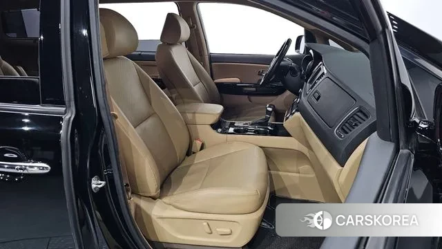 Kia The New Carnival 2019 Черный из Кореи, фото 3