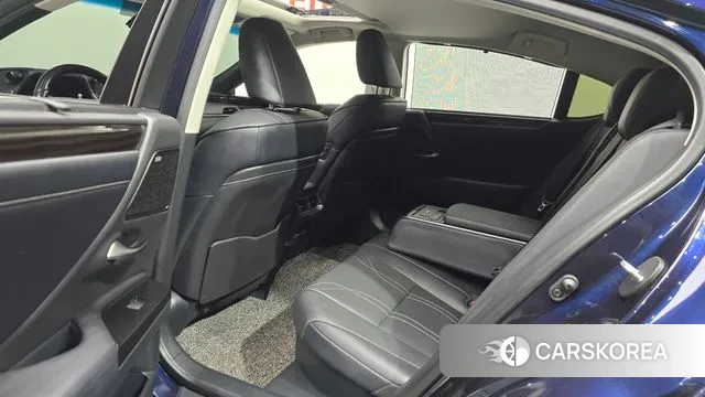 Lexus ES300h 7th generation 2019 Синий из Кореи, фото 3