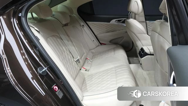 Genesis G70 2018 Коричневый из Кореи, фото 3