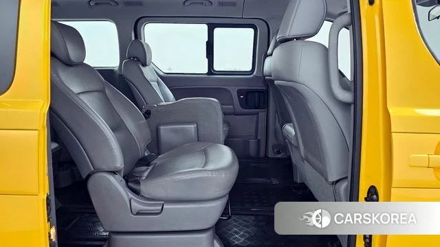 Hyundai The New Grand Starex 2021 Желтый из Кореи, фото 3