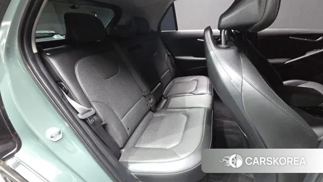 Kia Di Ol Nu Niro 2024 Темно-зеленый из Кореи, фото 3