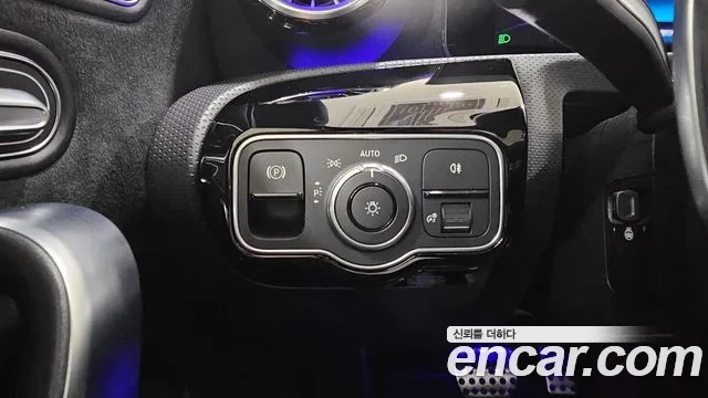 Mercedes-Benz A-Class W177 2024 Белый из Кореи, фото 3