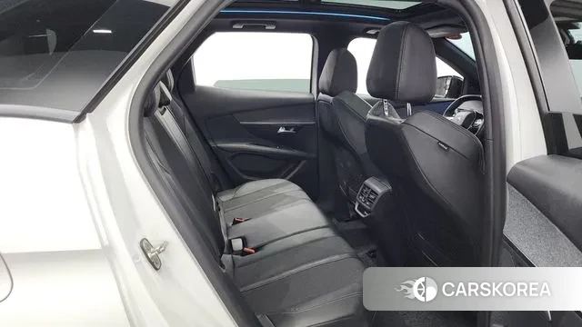 Peugeot 3008 second generation 2018 Белый из Кореи, фото 3