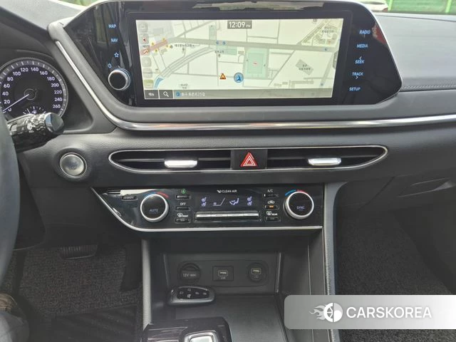 Hyundai Sonata (DN8) 2021 Белый из Кореи, фото 3