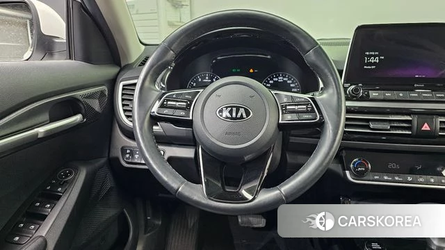 Kia Seltos 2021 Белый из Кореи, фото 3