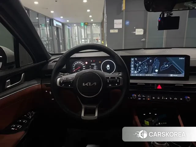 Kia The New K5 3rd generation 2025 Белый из Кореи, фото 3