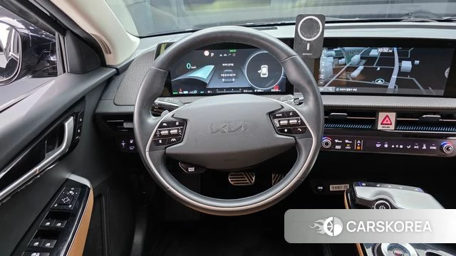 Kia EV6 2022 Черный из Кореи, фото 3