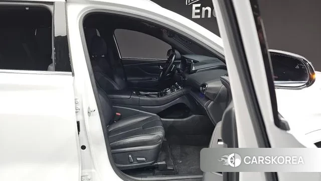 Hyundai The New Santa Fe 2021 Белый из Кореи, фото 3