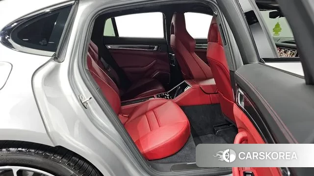 Porsche Panamera (971) 2021 Серебряный из Кореи, фото 3