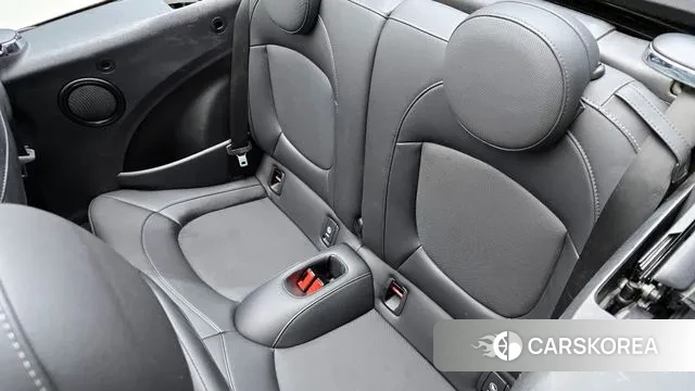 Mini Cooper Convertible 2022 Красный из Кореи, фото 3