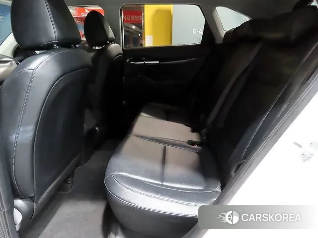 Kia Seltos 2022 Белый из Кореи, фото 3