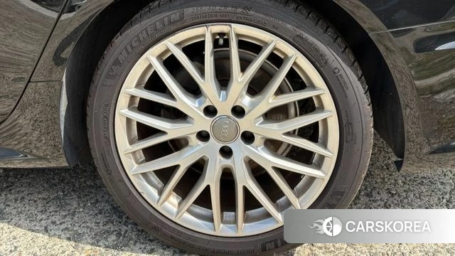 Audi New A6 2018 Черный из Кореи, фото 3