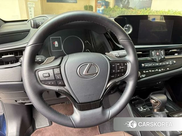 Lexus ES 2022 Синий из Китая, фото 3