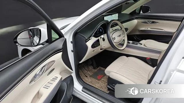 Genesis GV70 2022 Белый из Кореи, фото 3