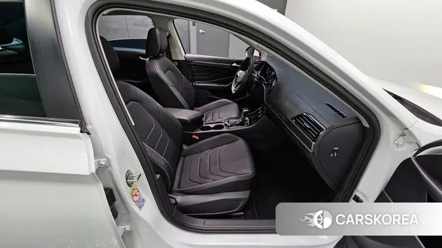 Volkswagen 7th Generation of Jetta 2022 Белый из Кореи, фото 3