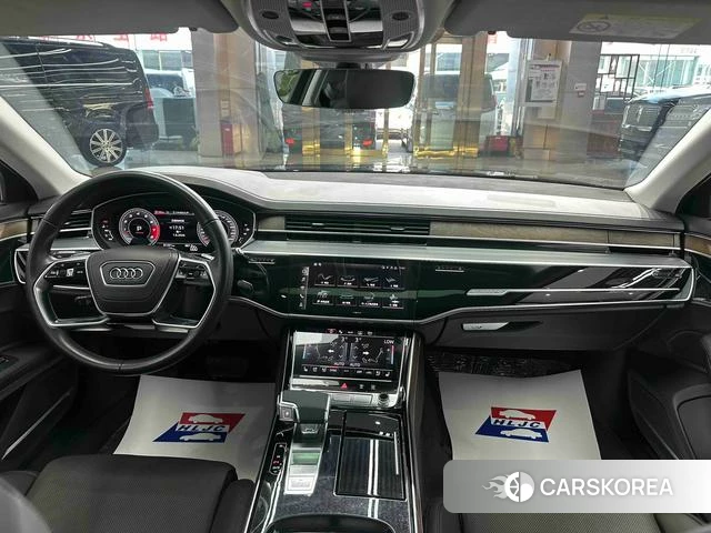 Audi A8 2021 Черный из Китая, фото 3