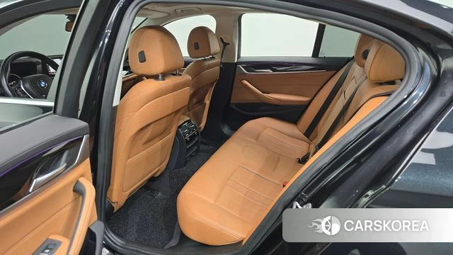 BMW 5 Series (G30) 2019 Черный из Кореи, фото 3