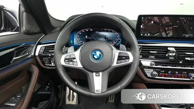 BMW 5 Series (G30) 2022 Синий из Кореи, фото 3