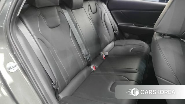 Hyundai Avante (CN7) 2023 Серый из Кореи, фото 3