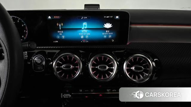 Mercedes-Benz A-Class W177 2020 Белый из Кореи, фото 3