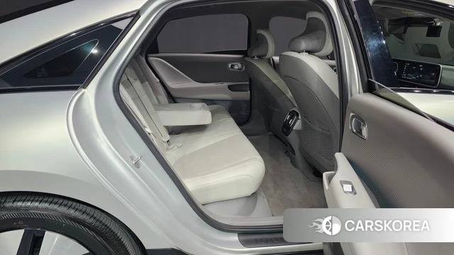 Hyundai Ionic 6 2022 Серебряный из Кореи, фото 3