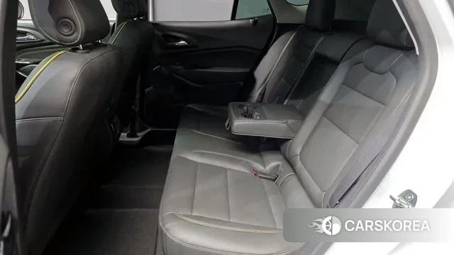 Chevrolet (GM Daewoo) Trax Crossover 2023 Белый из Кореи, фото 3