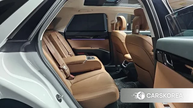 Hyundai Grandeur Hybrid (GN7) 2023 Белый из Кореи, фото 3