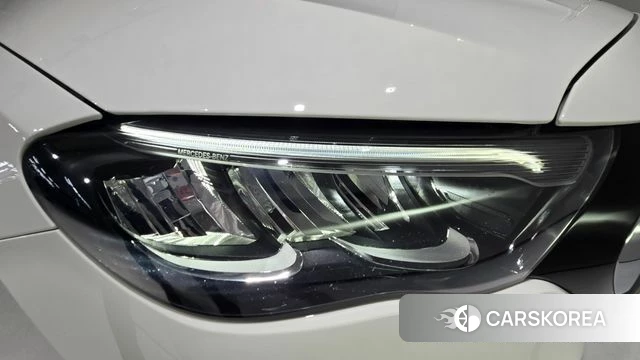 Mercedes-Benz E-Class W214 2025 Белый из Кореи, фото 3