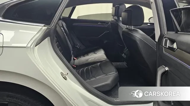 Volkswagen Arteon 2019 Черный из Кореи, фото 3