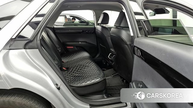 Hyundai Grandeur (GN7) 2023 Серебряный из Кореи, фото 3