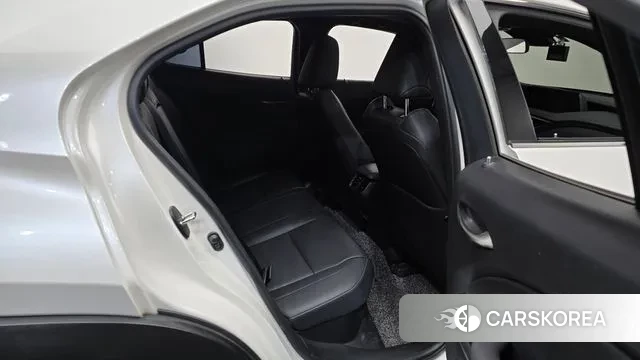 Lexus UX250h 2020 Белый из Кореи, фото 3