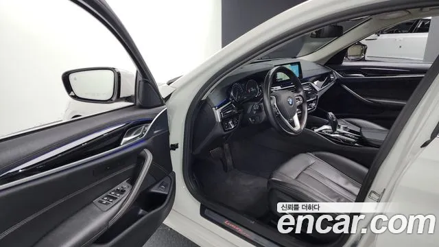 BMW 5 Series (G30) id 2315944 из Кореи 3