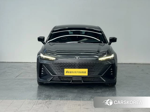 Chang'an UNI-V 2023 Темно-серый из Китая, фото 3