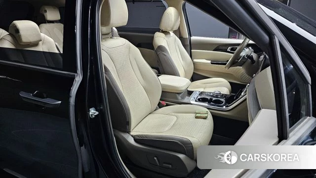 Kia Carnival 4th generation 2023 Черный из Кореи, фото 3