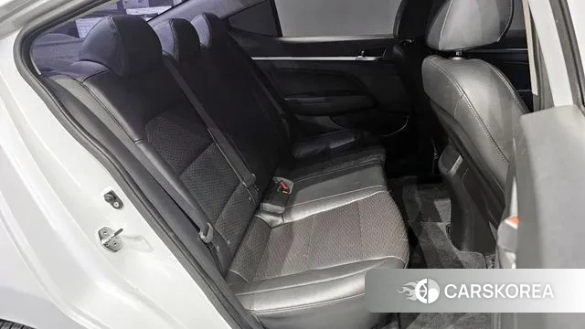 Hyundai The New Avante AD 2018 Белый из Кореи, фото 3