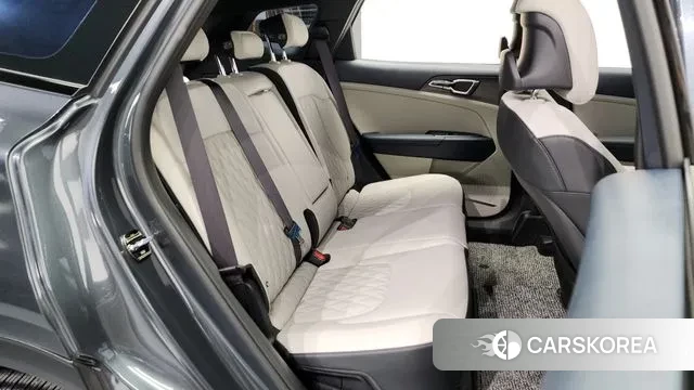 Kia The New Sportage 5th Generation Hybrid 2025 Серый из Кореи, фото 3