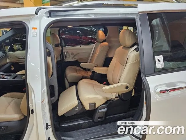 Toyota Sienna 4th Generation 2023 Белый из Кореи, фото 3