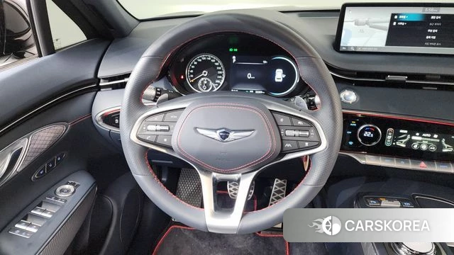 Genesis GV70 2024 Черный из Кореи, фото 3