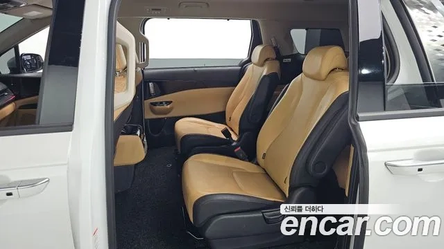 Kia Carnival 4th generation 2021 Белый из Кореи, фото 3