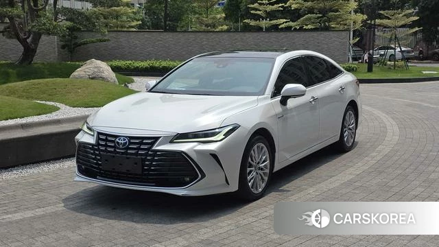 Toyota Asian dragon 2023 Белый из Китая, фото 3