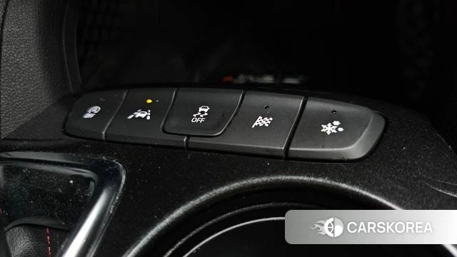 Chevrolet (GM Daewoo) Trailblazer 2022 Серебристо-серый из Кореи, фото 3