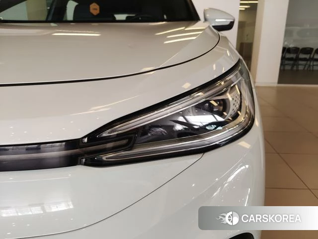 Volkswagen ID.4 X 2021 Белый из Китая, фото 3