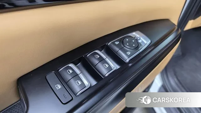 Kia Carnival 4th generation 2023 Белый из Кореи, фото 3