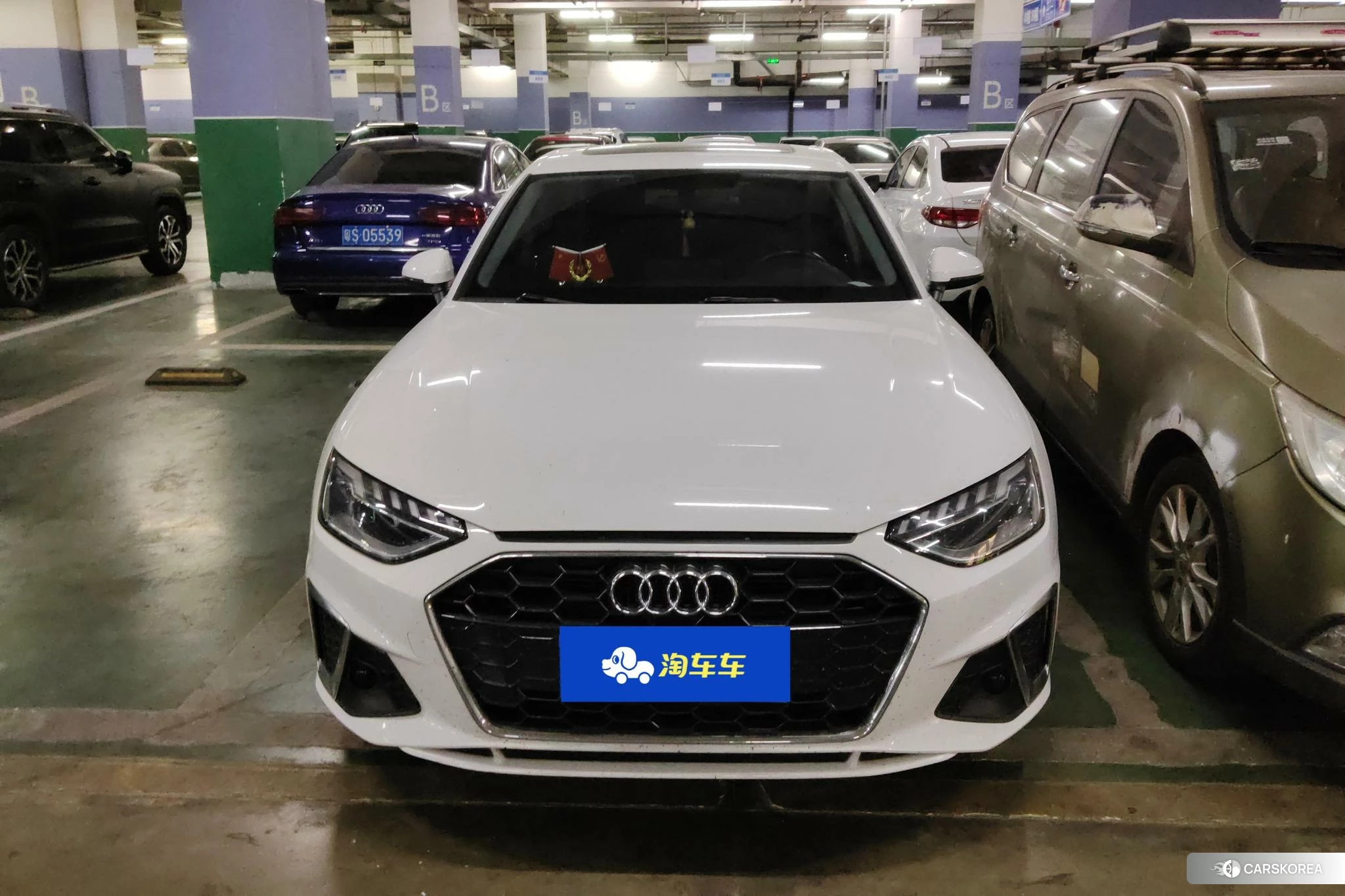Audi A4L 2021 Белый из Китая, фото 3