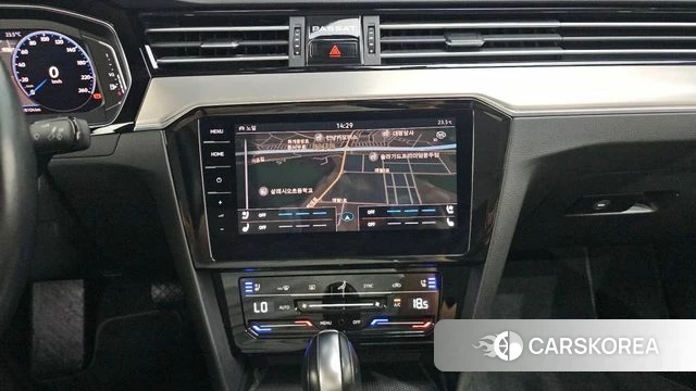 Volkswagen Passat GT (B8) 2022 Белый из Кореи, фото 3
