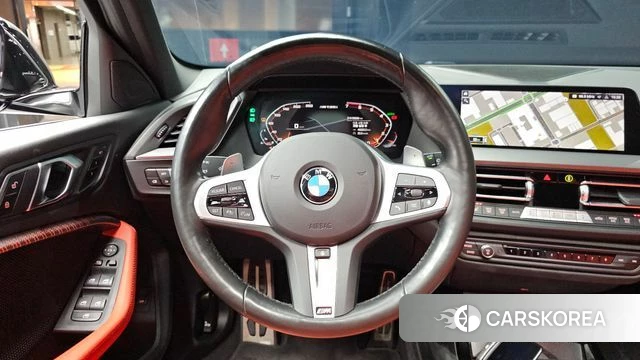 BMW 1 Series (F40) 2023 Черный из Кореи, фото 3