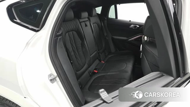 BMW X6 (G06) 2024 Белый из Кореи, фото 3